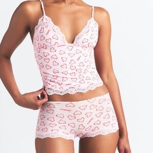 Skims NWT! 2-piece set Cami & Shorts, Pink and Red Hearts♥️🩷